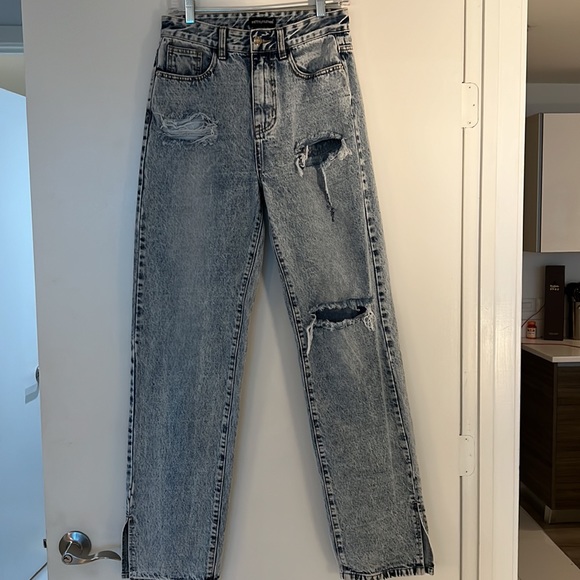 High Waisted Split Hem Jeans! - Picture 2 of 2